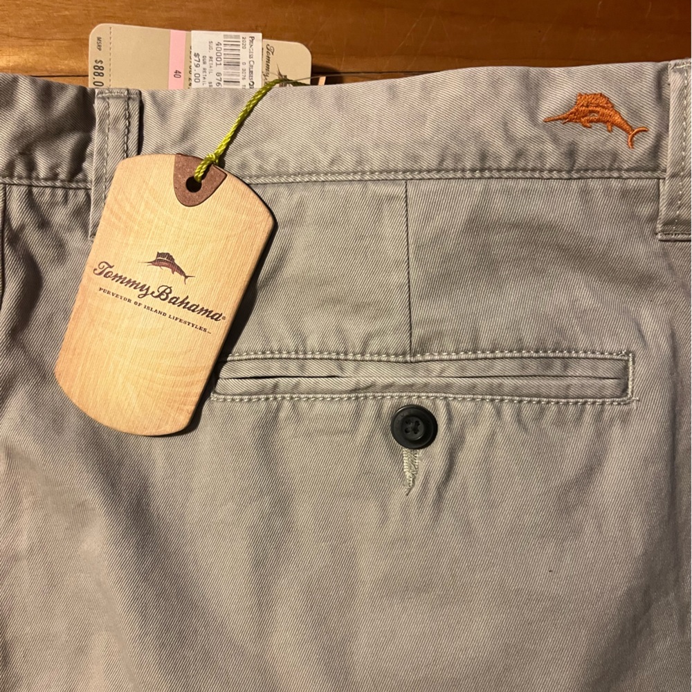 NWT Tommy Bahama Shorts 40